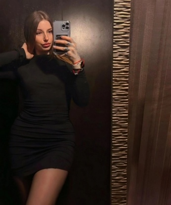 Мои услуги наполнены страстью и наслаждением. Я готова подарить тебе незабываемые моменты удовольствия. Мы можем провести время в моей уютной квартире, где я создам атмосферу релаксации и раскрепощения. Мои фото говорят сами за себя - я прекрасная и сексуальная женщина. Мои возможности безграничны: классический секс, оральные ласки, ролевые игры, стриптиз и многое другое. Читай отзывы обо мне, и ты поймешь, что ты сделал правильный выбор. Жду твоего звонка, чтобы воплотить все твои фантазии в реальность. 💋 Марго